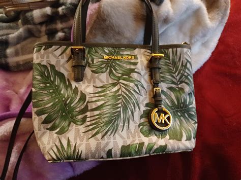 michael kors leaf purse|Michael Kors outlet black purse.